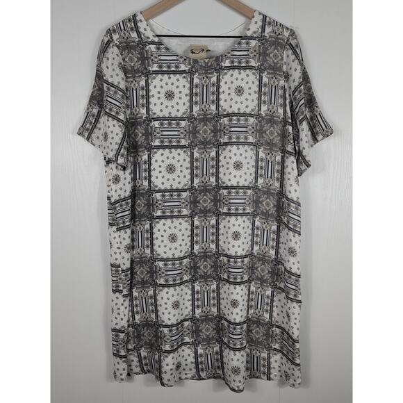 Sea Gypsies Boho Tunic Dress Women’s L White Gray Geometric Short Sleeve NWOT - Picture 1 of 16